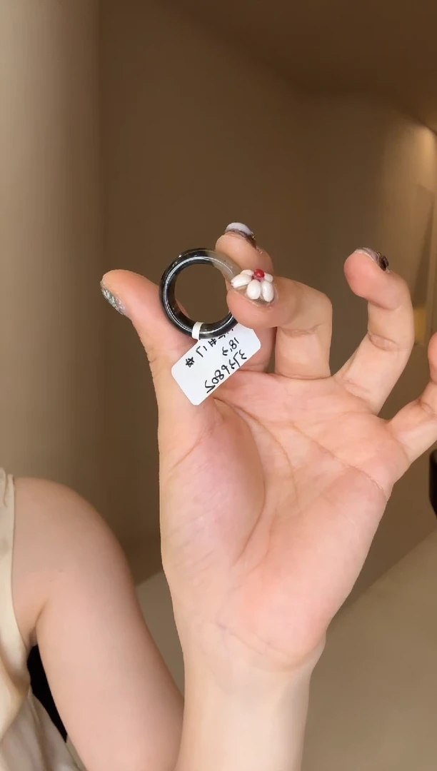 未镶嵌戒指和田玉17码糖青花