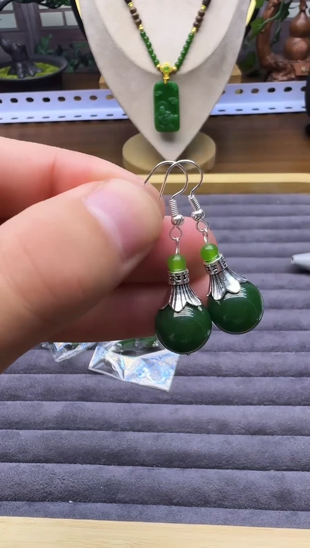 银S925镶嵌和田玉耳饰E180