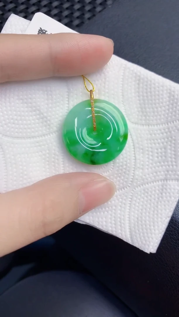 颈饰18K金镶嵌翡翠天然翡翠缅甸A货