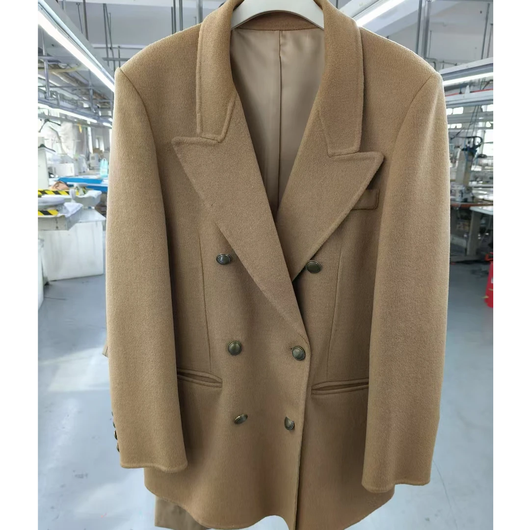 老钱风双排扣枪驳头羊毛西服