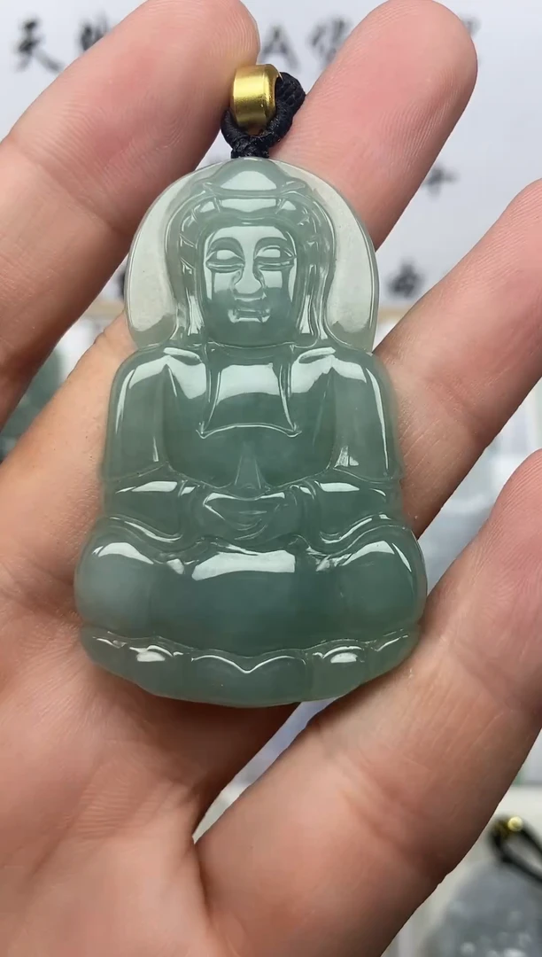 颈饰未镶嵌翡翠观音