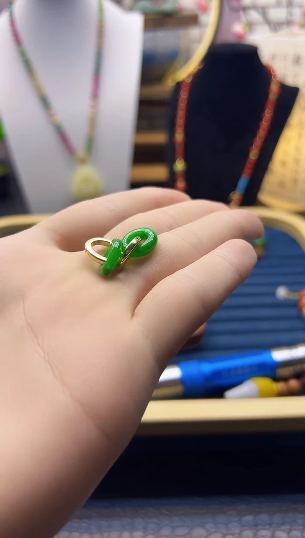 【闪购商品】翡翠耳饰14K金镶嵌E251