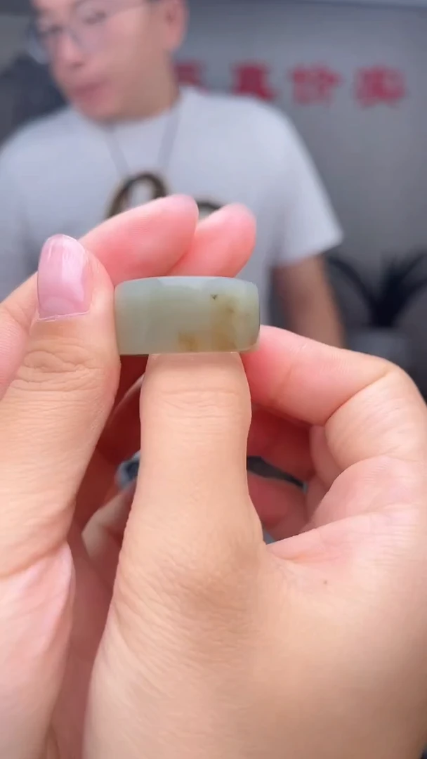 和田玉未镶嵌挂件多样性发 拍一发一