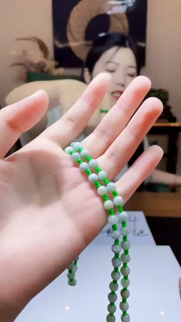 未镶嵌定制翡翠吊坠75