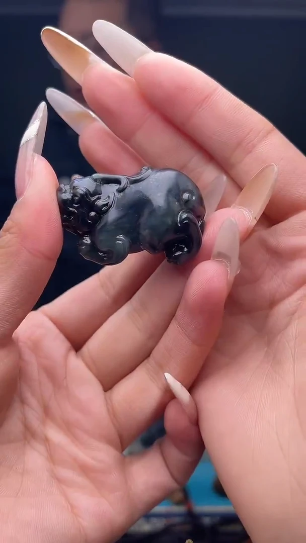 未镶嵌和田玉挂件1