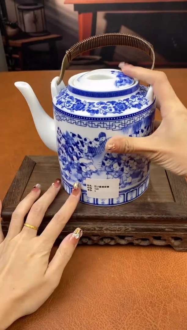 【闪购商品】兰缠枝莲三杯旅行套