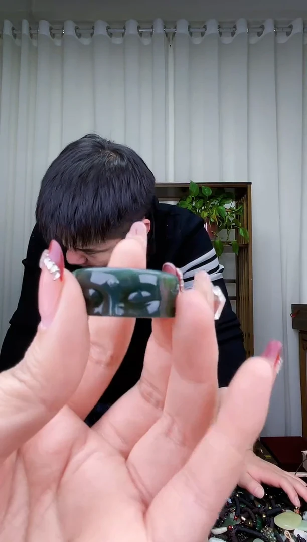 【闪购商品】和田玉挂件未镶嵌拍一发一，多样性发货