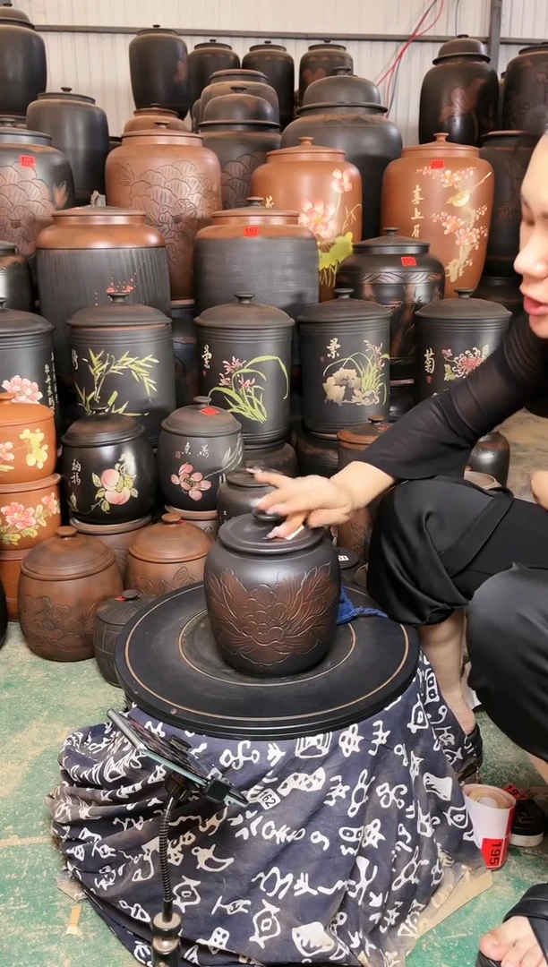 壶瑕疵茶叶罐 冬瓜牡丹花 476