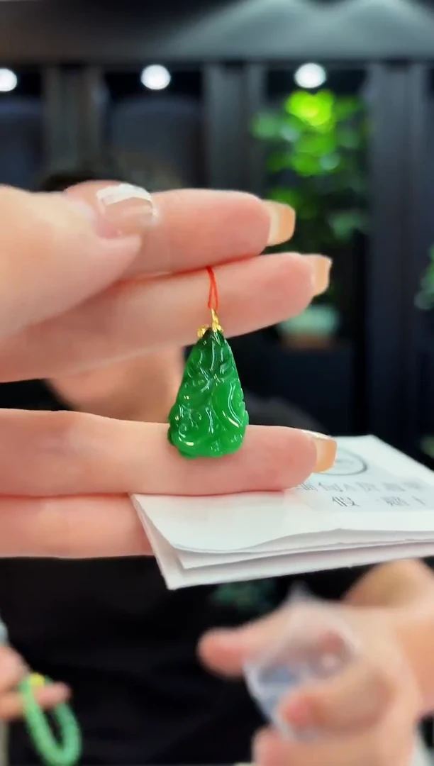 吊坠(不含链)18K金镶嵌翡翠 缅料A货/支持复检/一件