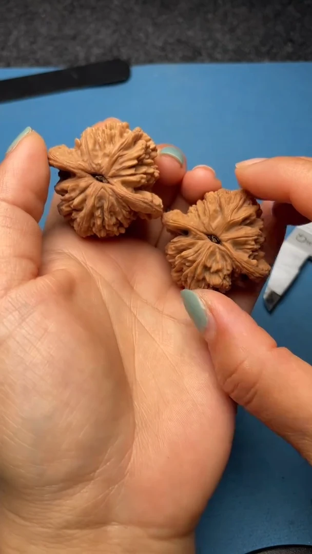 文玩核桃把件a199虎头40尺