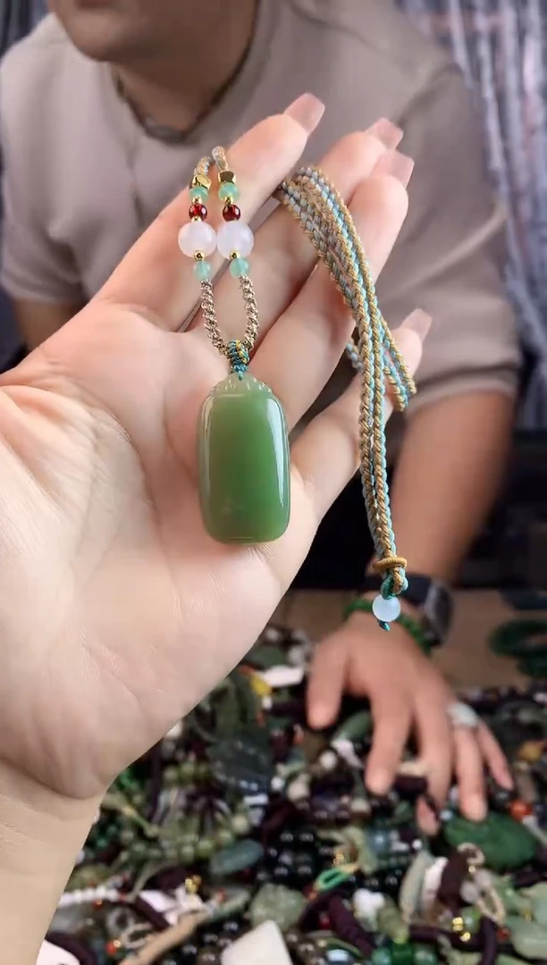 【闪购商品】和田玉挂件未镶嵌多样性发货拍一发一