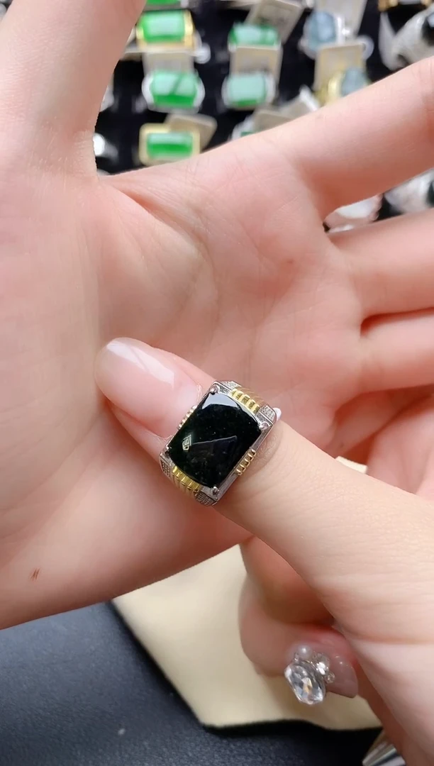 【闪购商品】翡翠戒指银S925镶嵌12122