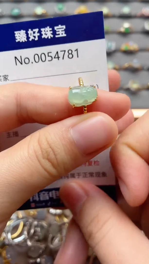 银S925镶嵌戒指翡翠1