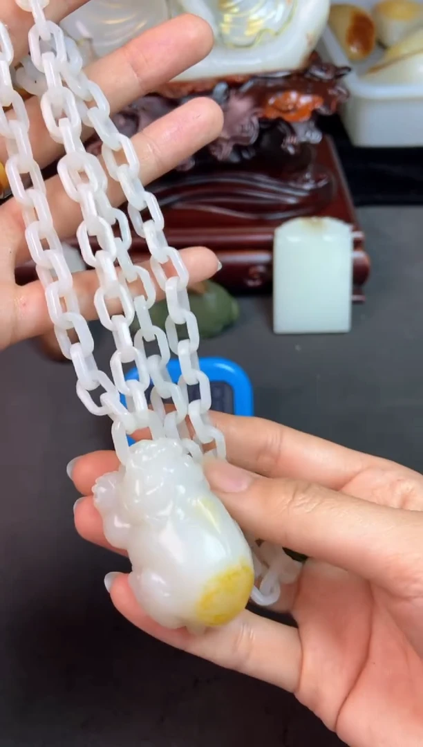 未镶嵌和田玉挂件风****…和田玉