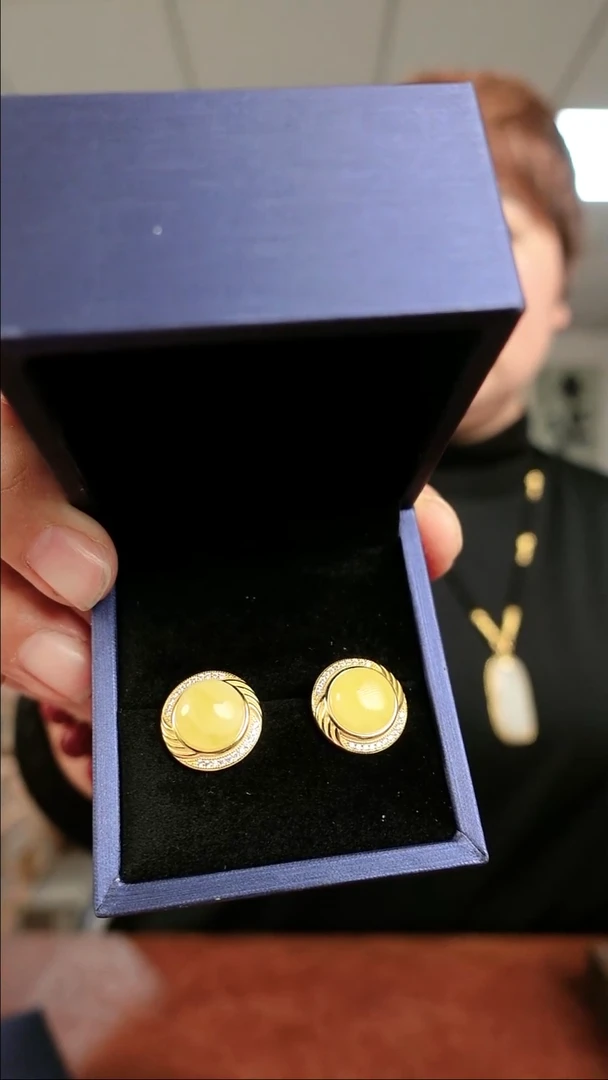 无合金腊   耳钉