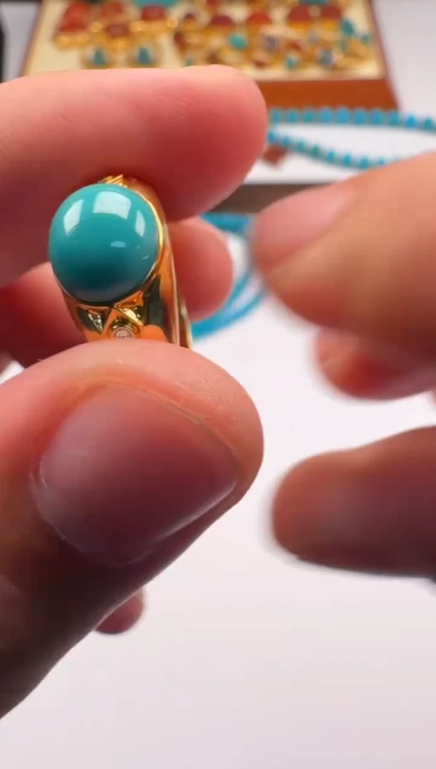 18K金镶嵌绿松石挂件轮*～配饰配饰