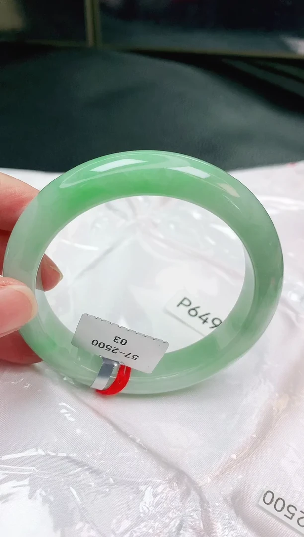 未镶嵌手镯翡翠缅甸天然A货翡翠手镯