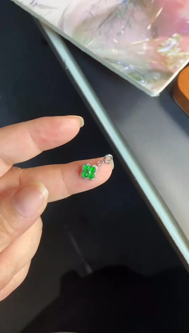 吊坠(不含链)银S925镶嵌翡翠1