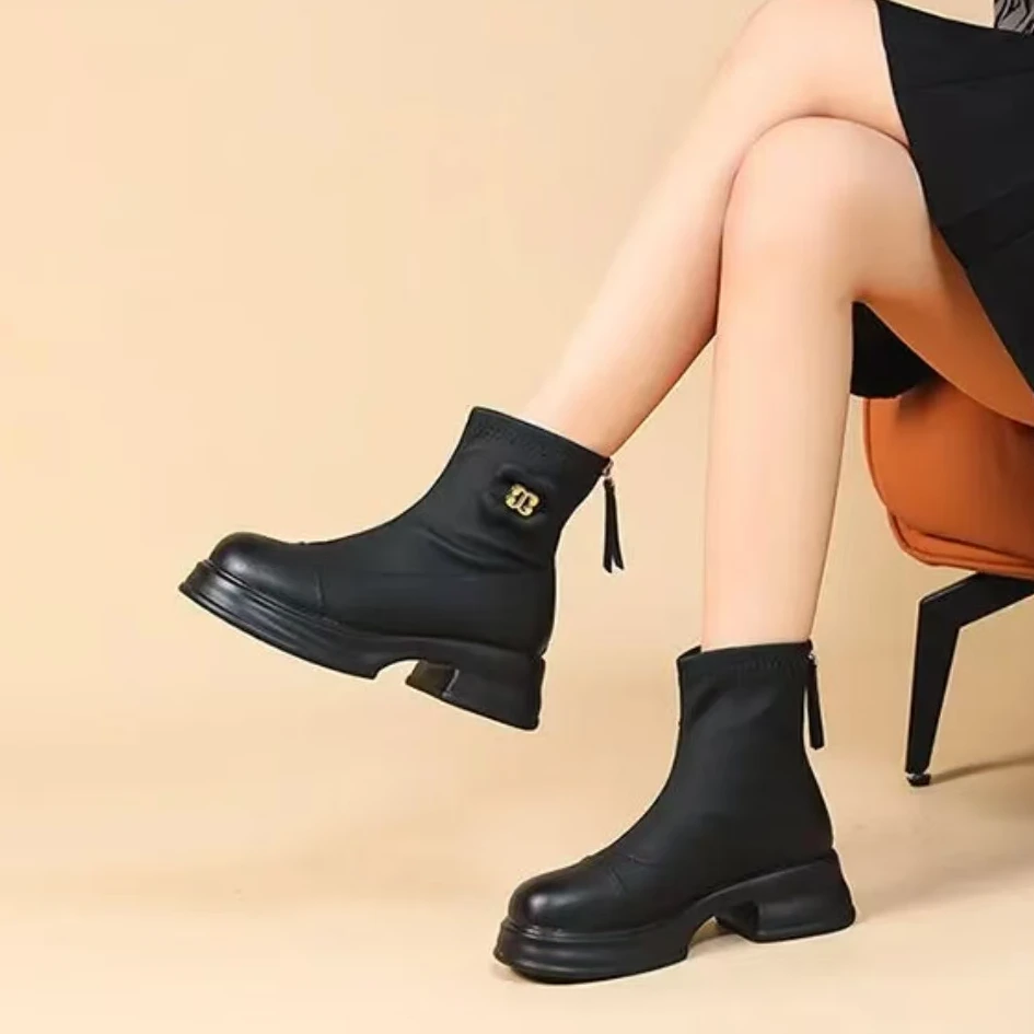 18-23A 新款时尚厚底法式瘦瘦靴时装短靴加绒