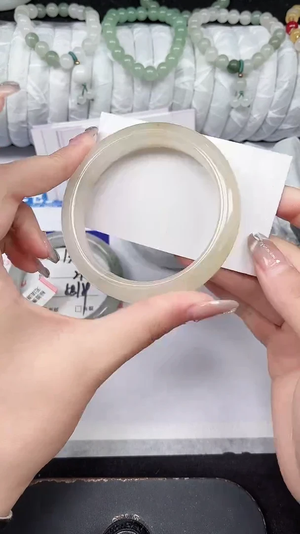 未镶嵌手镯石英质玉139-60/61