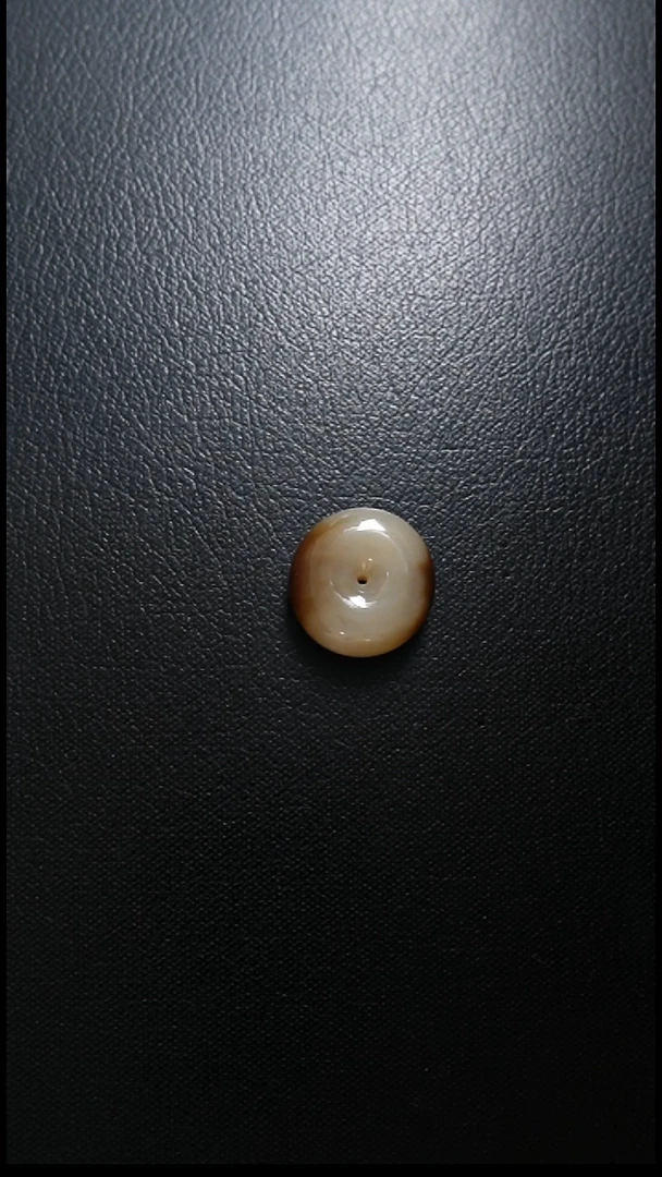 颈饰未镶嵌和田玉平安扣