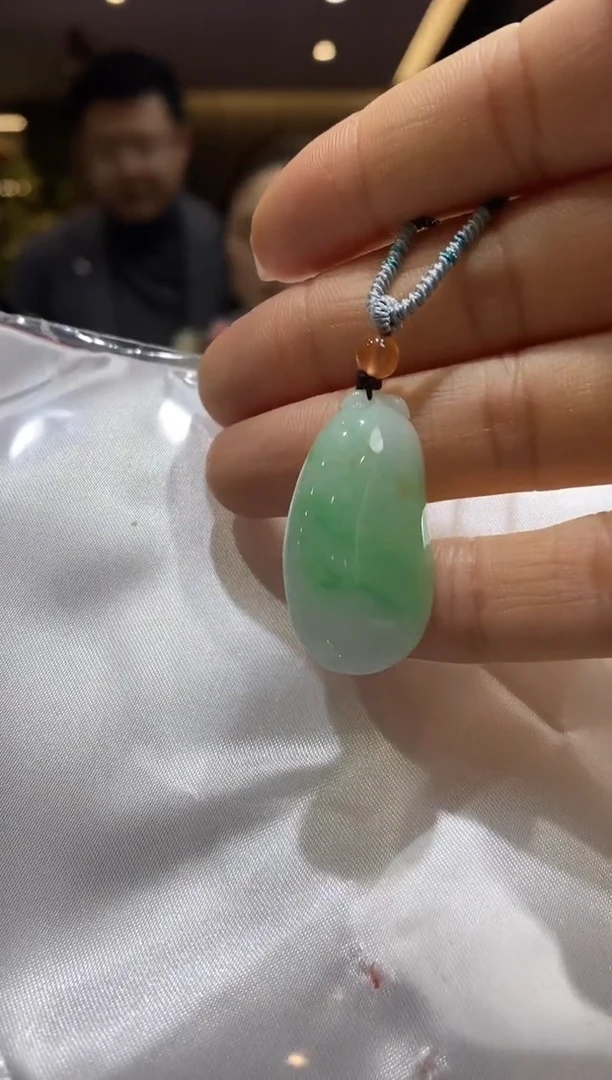 吊坠(赠链)未镶嵌翡翠9号福利翡翠福瓜挂件加绳子