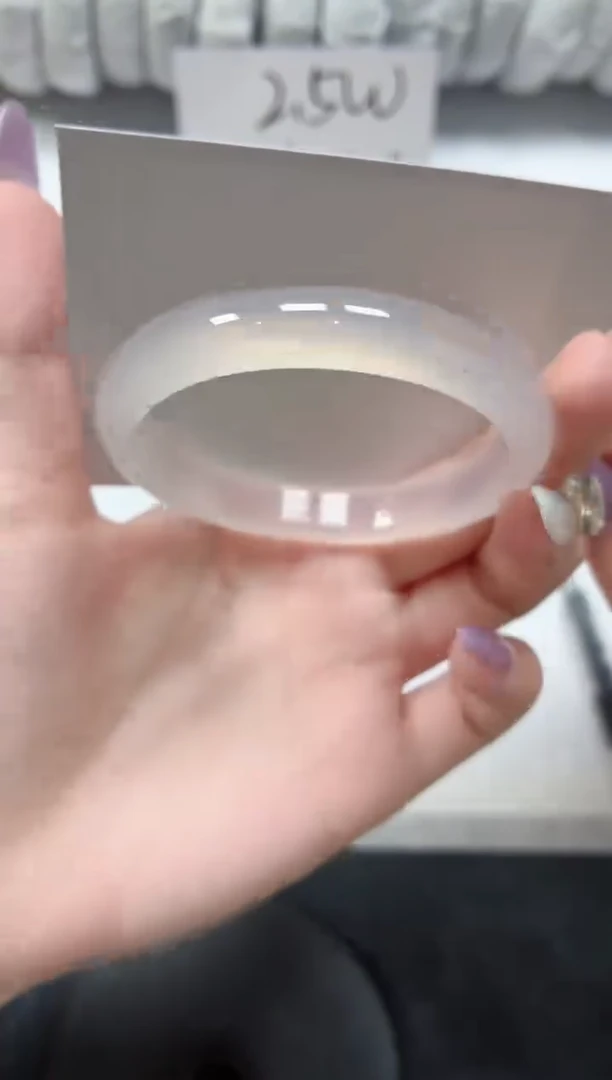 石英质玉手镯未镶嵌94-荔枝54.7