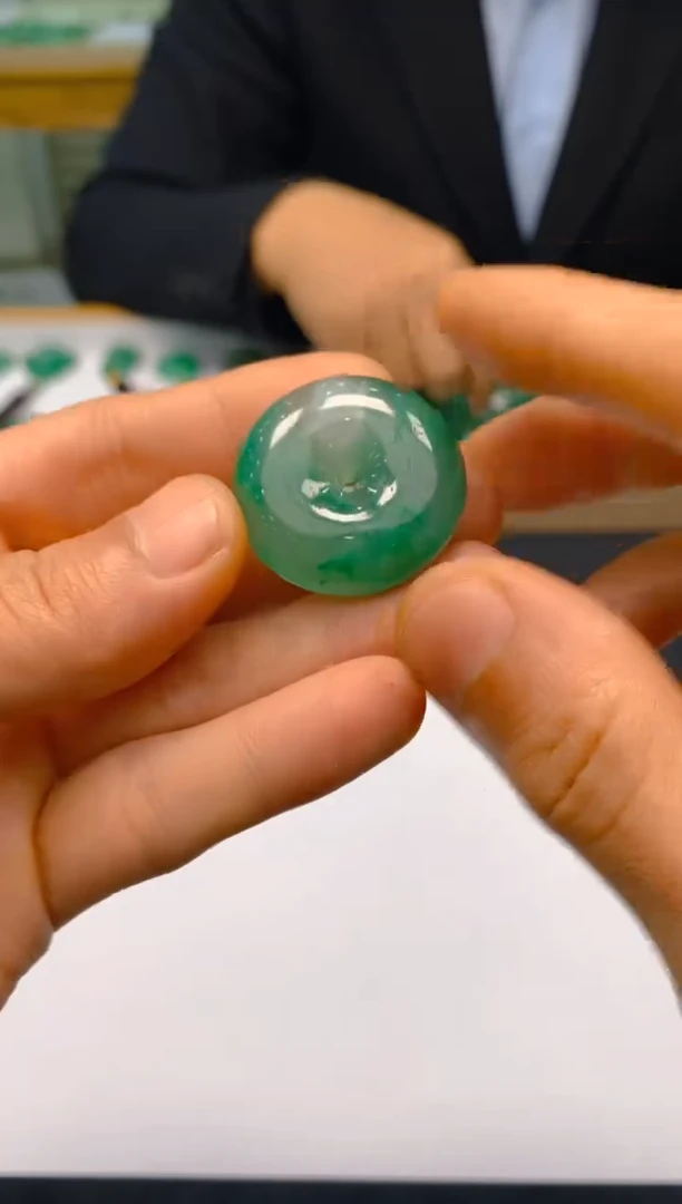 【闪购商品】石英质玉颈饰未镶嵌冰美人非洲翠67