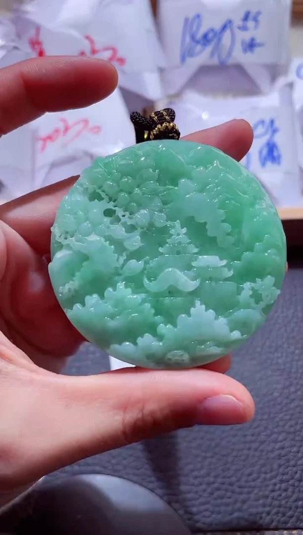 颈饰未镶嵌翡翠00007722