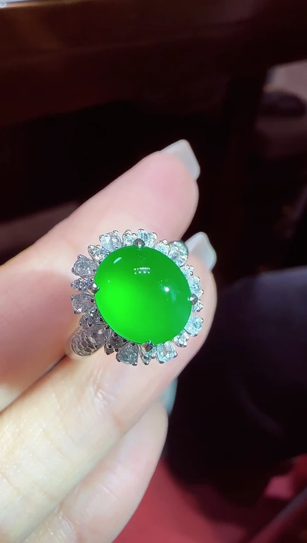 【闪购商品】翡翠戒指18K金镶嵌蛋面