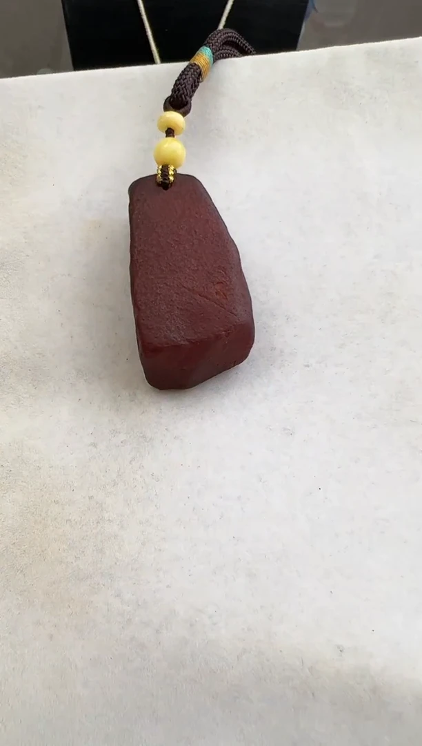 【闪购商品】琥珀裸石未镶嵌10116100-手把件