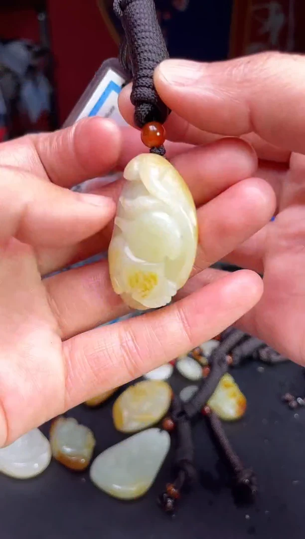 颈饰未镶嵌和田玉123