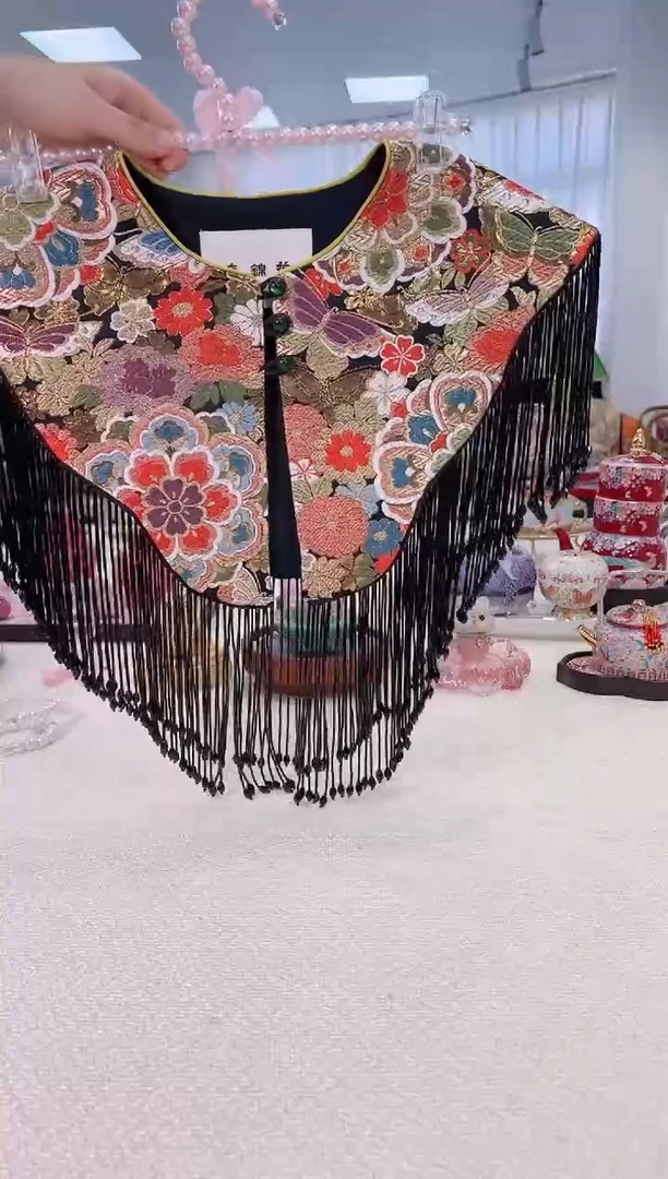 非遗西阵织 如图所示