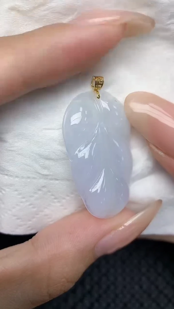 翡翠18K金镶嵌颈饰天然翡翠a货
