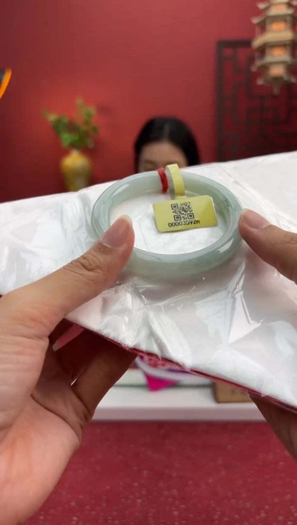 未镶嵌手镯翡翠翡翠手镯16