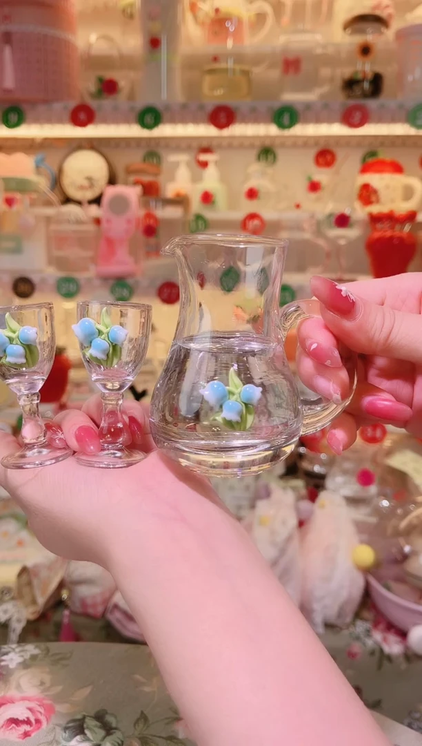 下播福利，仅剩一件！铃兰花分酒器套装