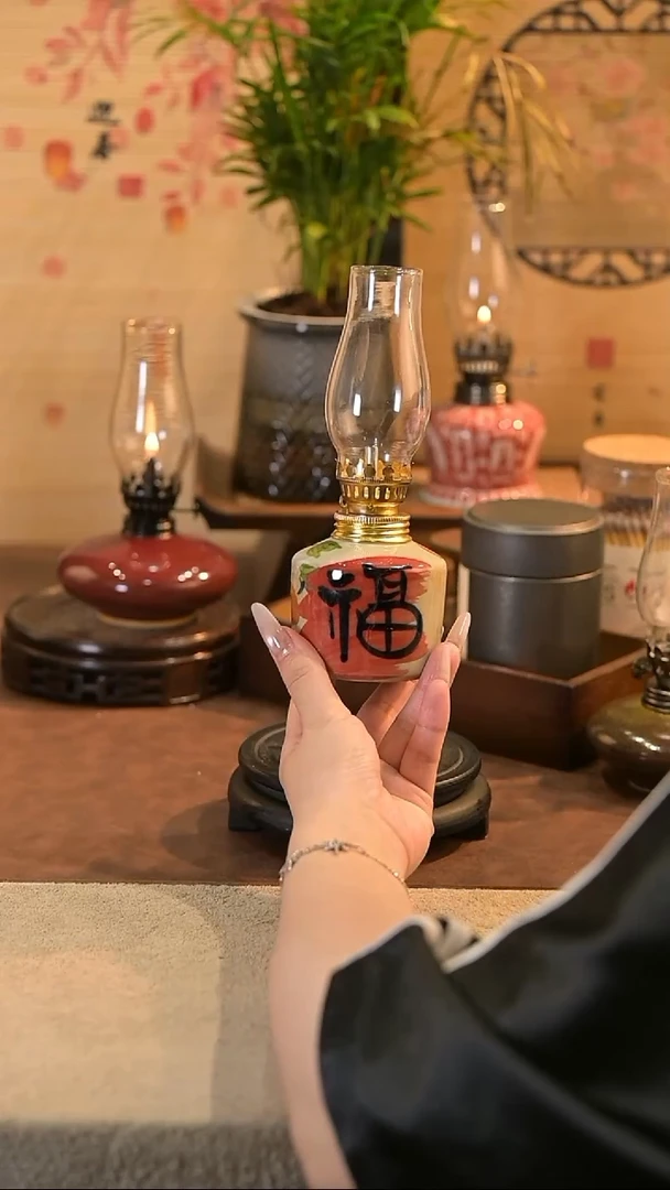 景德镇陶瓷油灯摆件