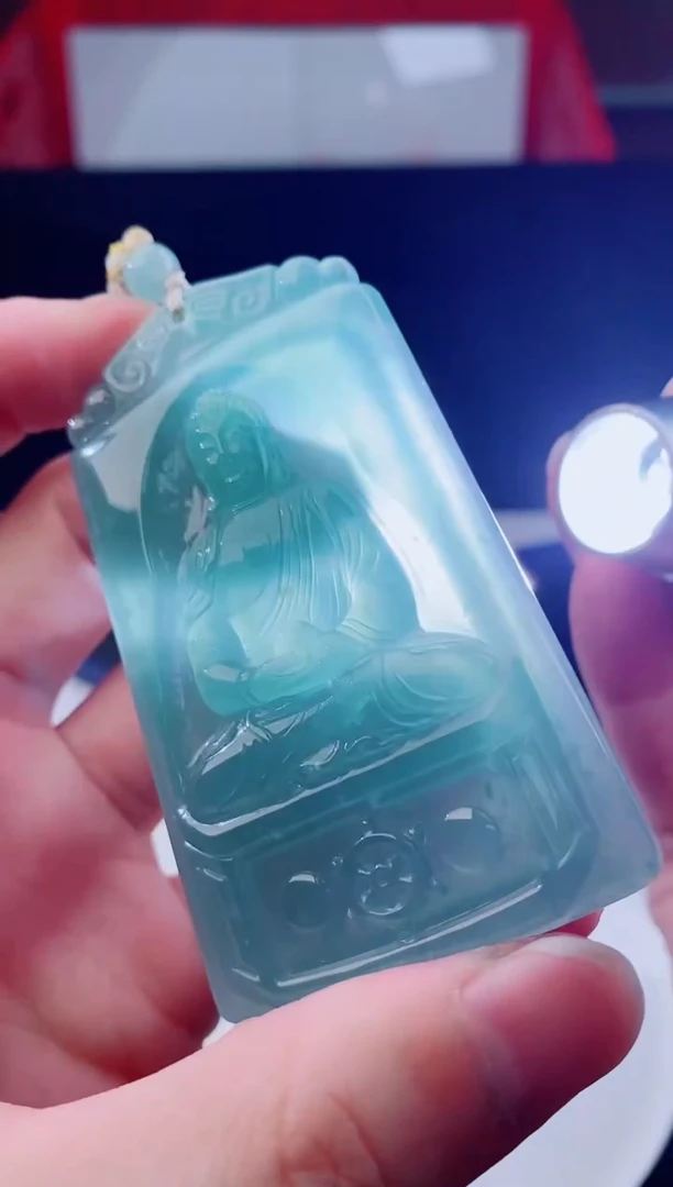 颈饰未镶嵌翡翠1