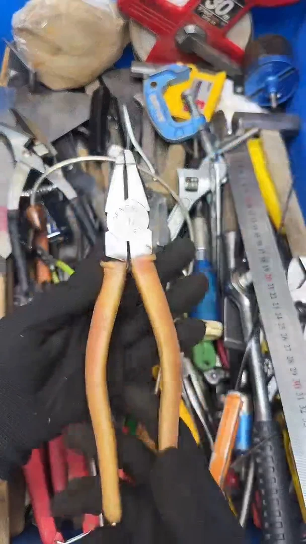 你****行五金工具钳子剪子等25