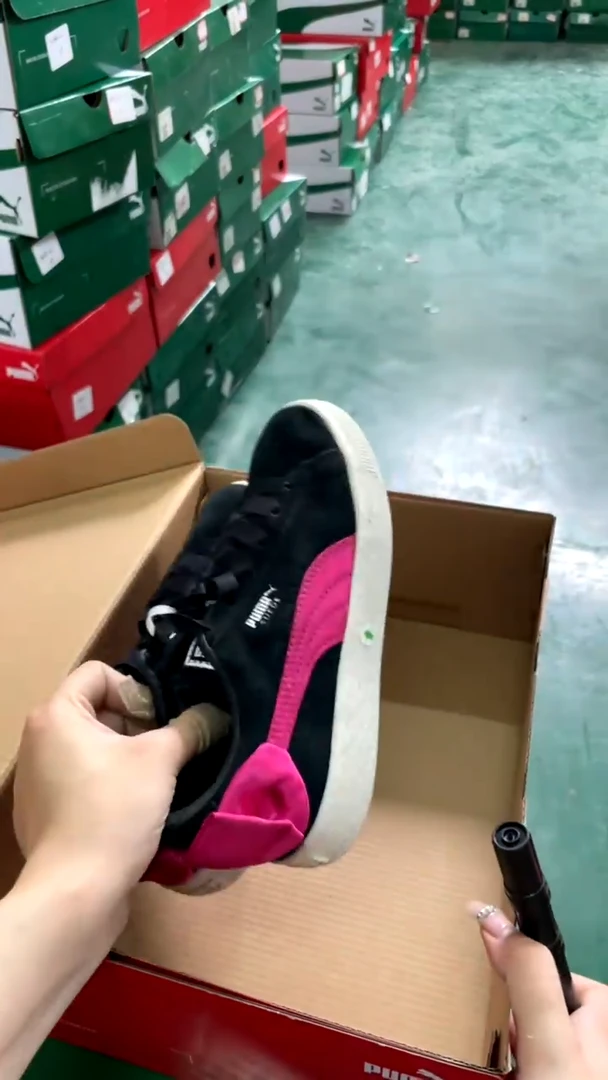 彪马时尚运动休闲鞋33M  Z30