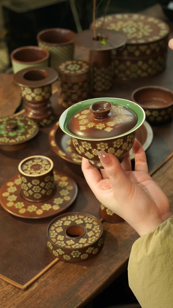 【闪购商品】瓷片李斌 宝相系列 双釉元宝盖碗