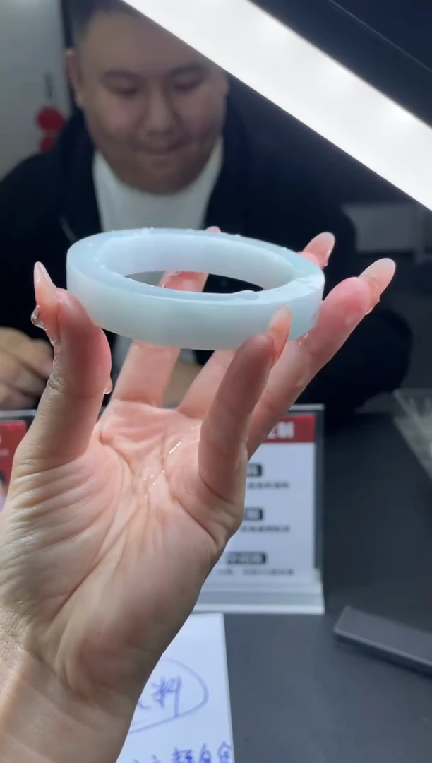 【闪购商品】定制翡翠手镯未镶嵌手镯DDH/发一件