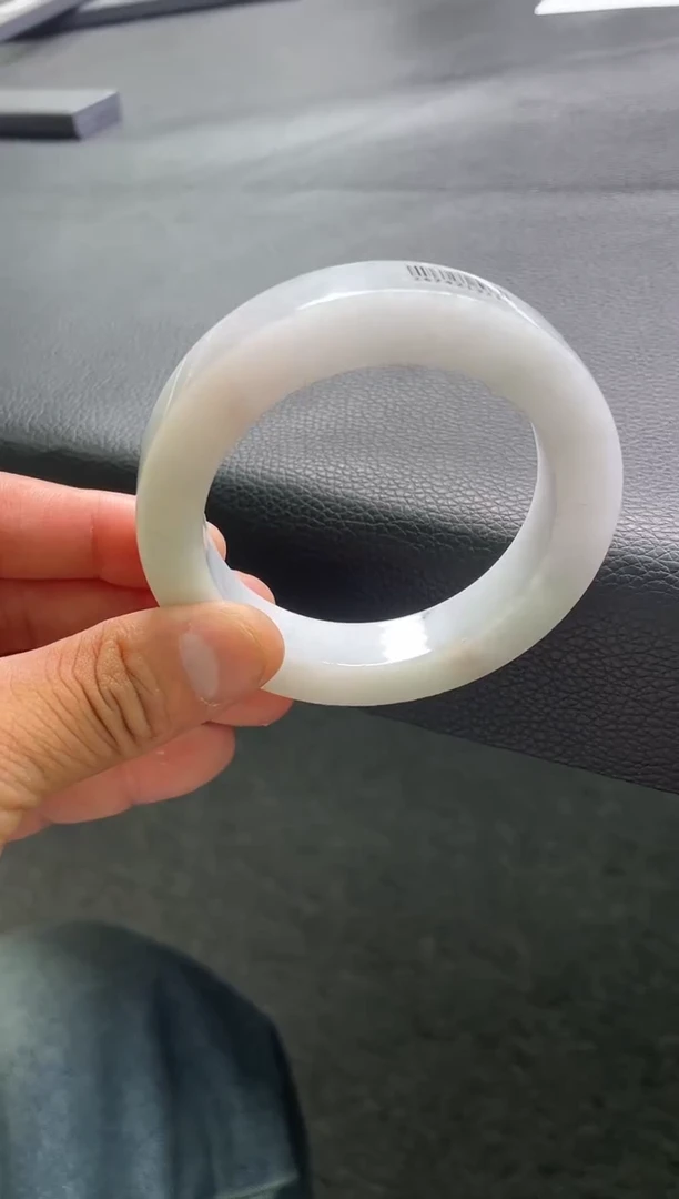 未镶嵌手镯定制翡翠手镯