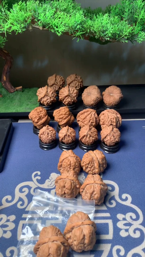 【闪购商品】文玩核桃吊坠40蛤蟆头