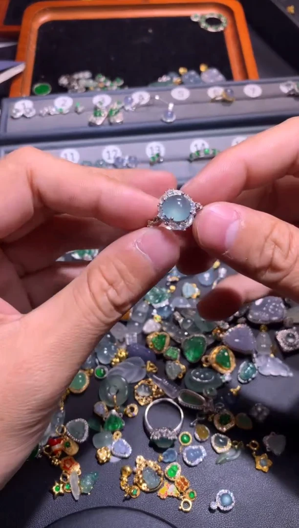 【闪购商品】翡翠吊坠(不含链)银S925镶嵌1