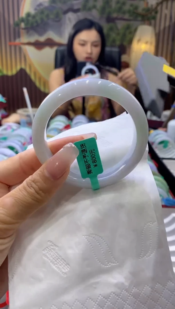 翡翠手镯未镶嵌00001880
