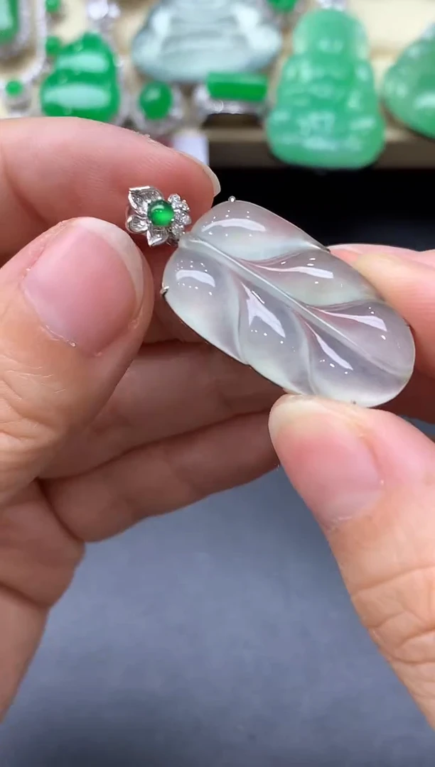 颈饰18K金镶嵌翡翠461-中国好珍宝