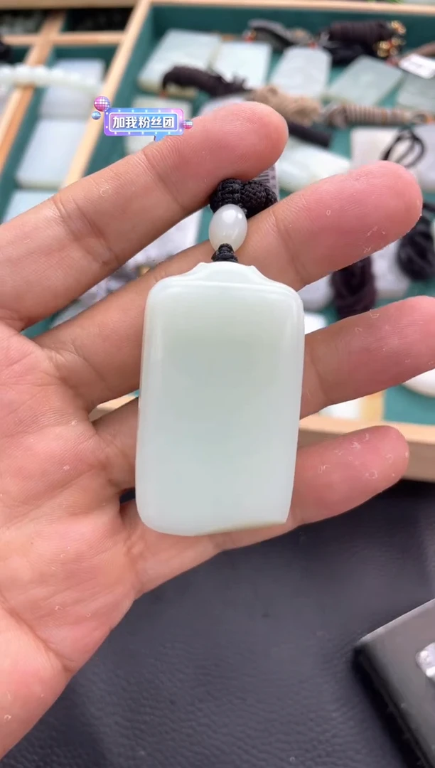 定制和田玉精品挂件