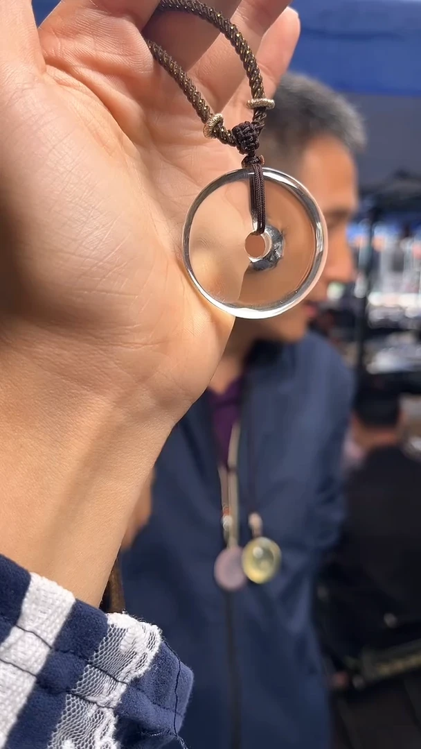 未镶嵌吊坠(赠链)黄晶天然多样性发一mm