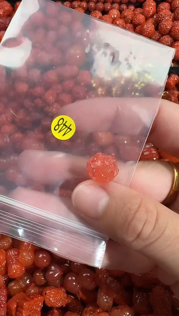 颈饰未镶嵌南红玛瑙1